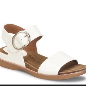 Sofft Women's “Bali” Metallic White leather Sandals Shoes with Buckle‎ Size 11